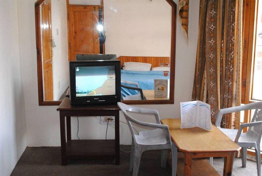 Hadimba Way Manali - Top Rated And Most Awarded Property In Manali !! Balcony Rooms Luaran gambar